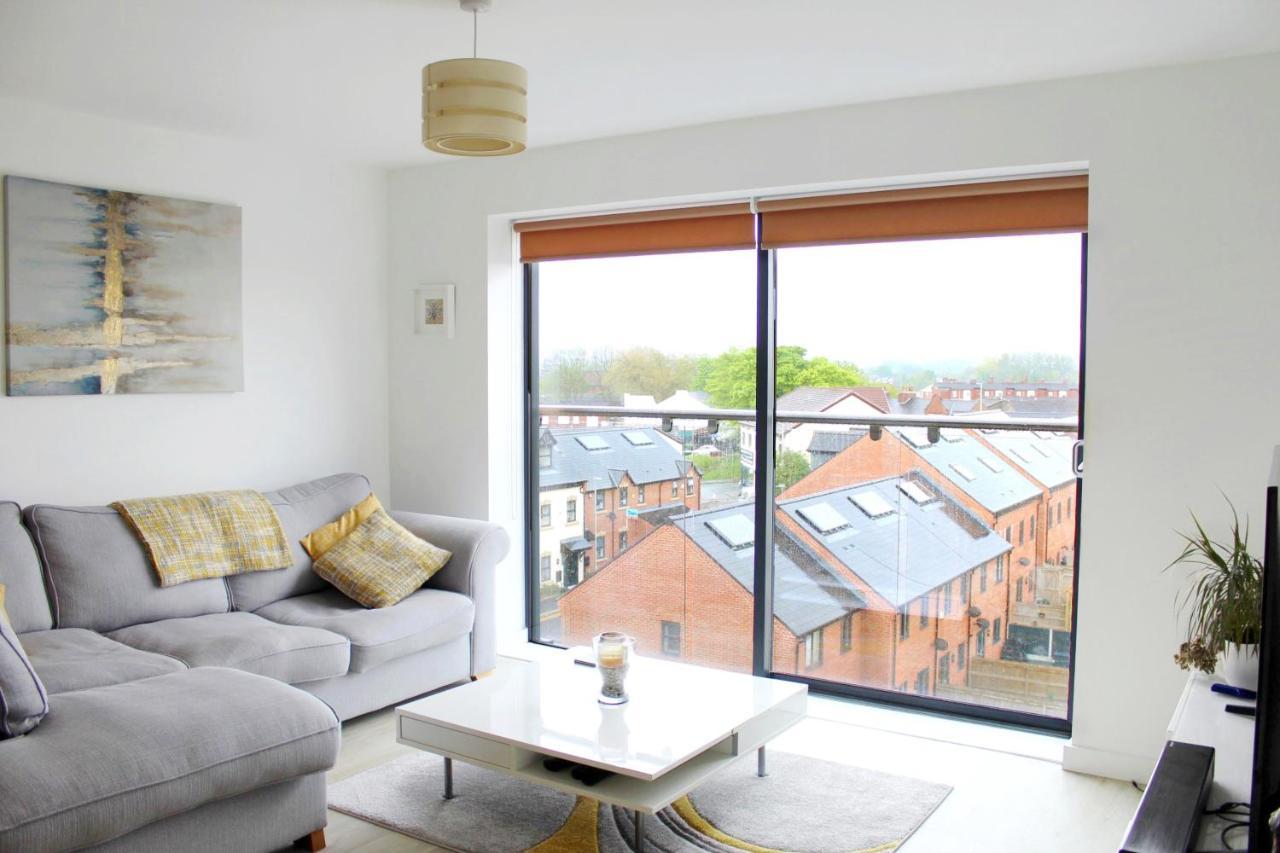 Manchester Escape - Private Room & Bathroom Near Etihad And Coop Arena - Free Secure Parking Exterior photo